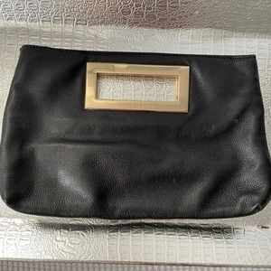 ******SOLD****** Michael Kors clutch